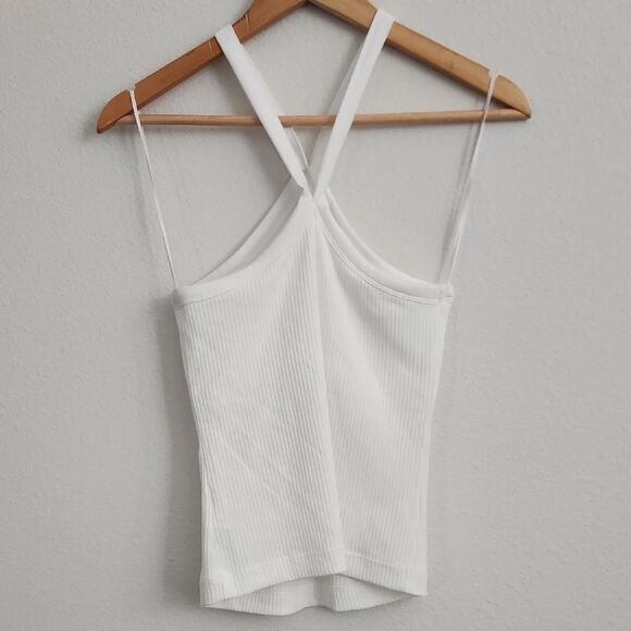 Old Navy White V- Neck Cross-Back Ribbed Tank Top - Picture 4 of 6